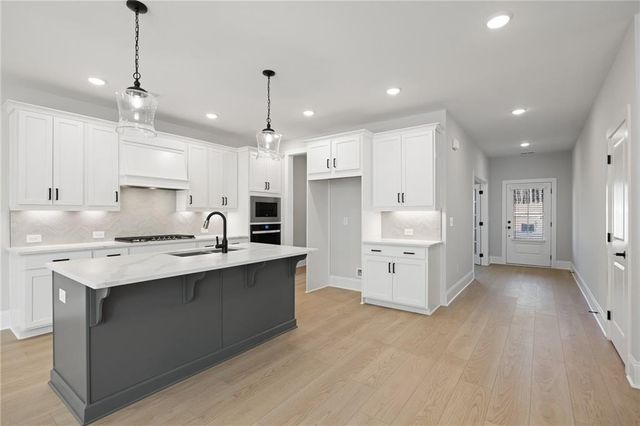 6010 Little Ridge Road, Acworth, GA 30102