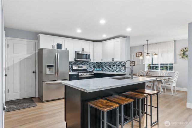 21504 107th Avenue E, Graham, WA 98338