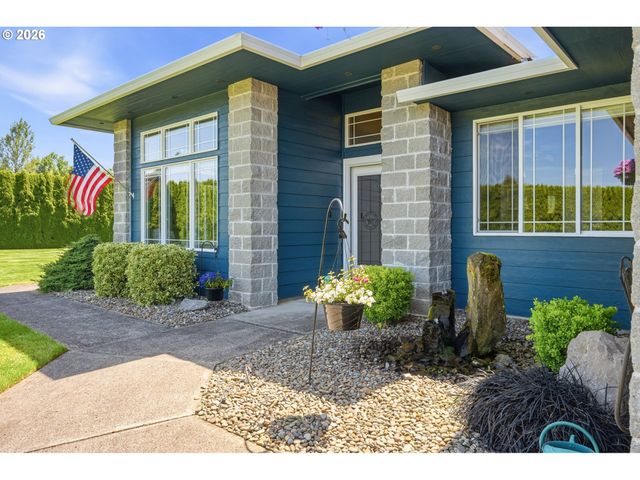 12109 Ne 133RD Ct, Brush Prairie, WA 98606