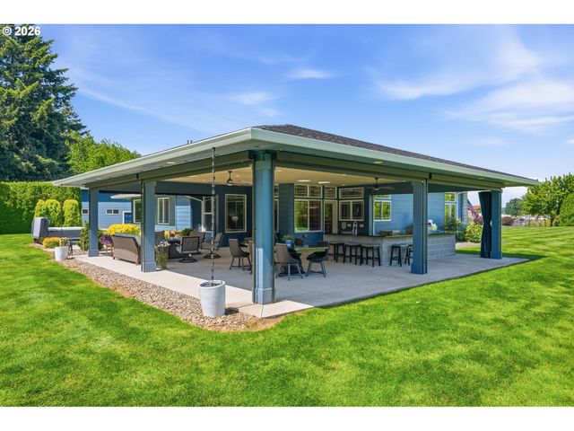 12109 Ne 133RD Ct, Brush Prairie, WA 98606