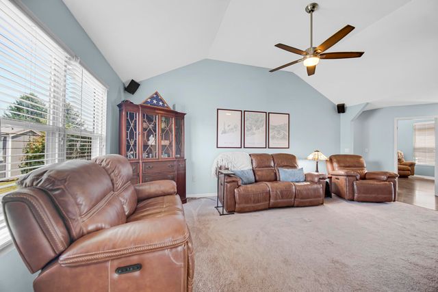 611 E Valparaiso Street, Westville, IN 46391