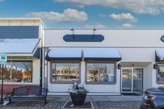 11715 E Main Street B, Huntley, IL 60142