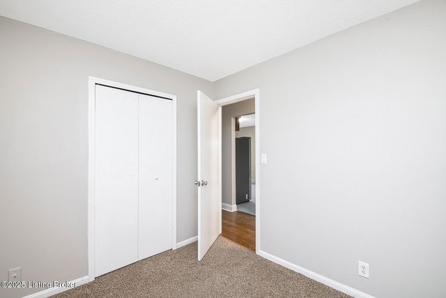 2649 Lake Jericho Rd, Smithfield, KY 40068