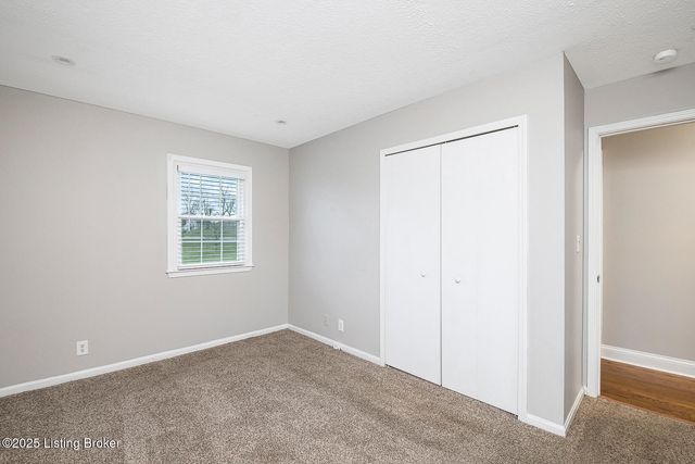 2649 Lake Jericho Rd, Smithfield, KY 40068