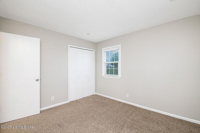 2649 Lake Jericho Rd, Smithfield, KY 40068