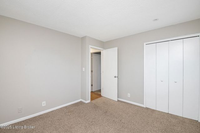 2649 Lake Jericho Rd, Smithfield, KY 40068