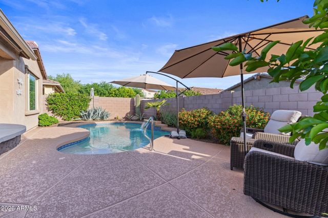 609 E PASARO Drive, Phoenix, AZ 85085