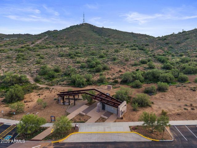 609 E PASARO Drive, Phoenix, AZ 85085