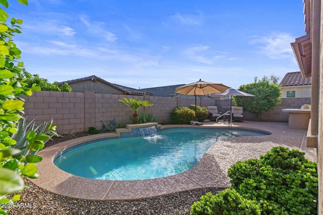 609 E PASARO Drive, Phoenix, AZ 85085