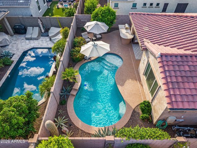 609 E PASARO Drive, Phoenix, AZ 85085
