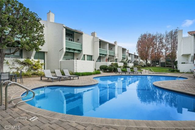 4916 McConnell, Los Angeles, CA 90066