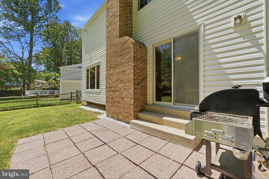 Image 46 of property listing at 2213 AVENTURINE WAY, Silver Spring, MD 20904