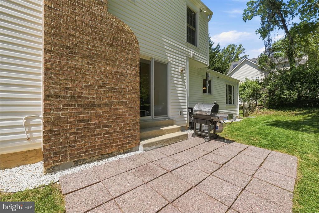 Image 47 of property listing at 2213 AVENTURINE WAY, Silver Spring, MD 20904