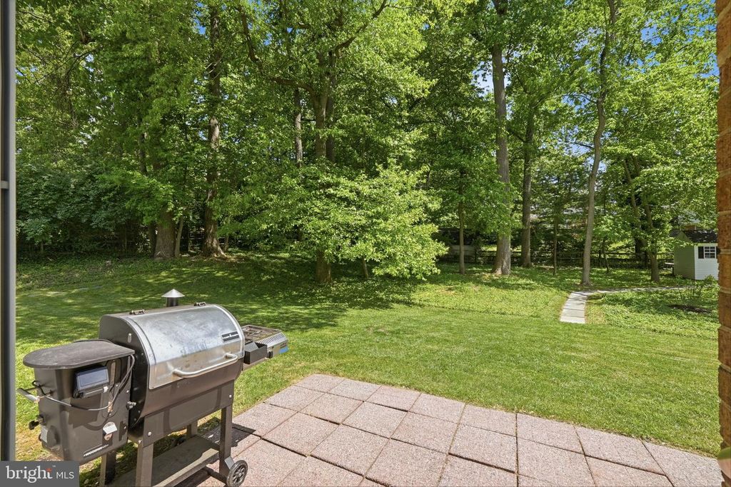Image 50 of property listing at 2213 AVENTURINE WAY, Silver Spring, MD 20904