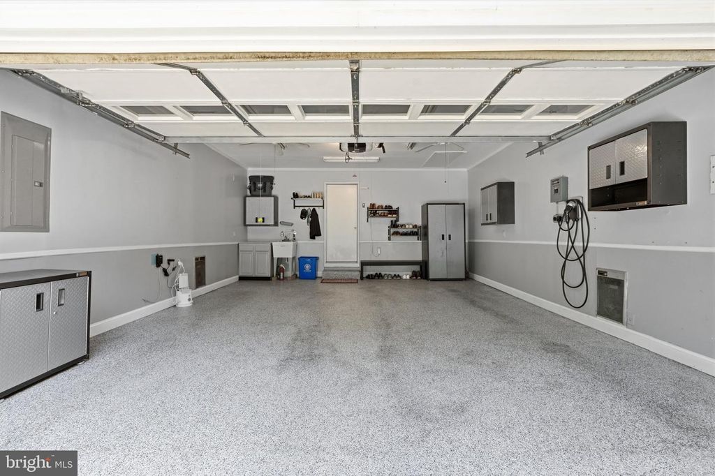 Image 53 of property listing at 2213 AVENTURINE WAY, Silver Spring, MD 20904