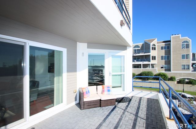 14 Harbour Close, New Haven, CT 06519