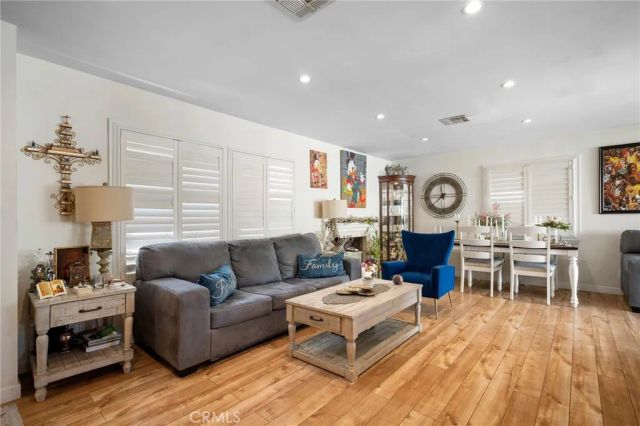 10502 Woodley Avenue, Granada Hills, CA 91344