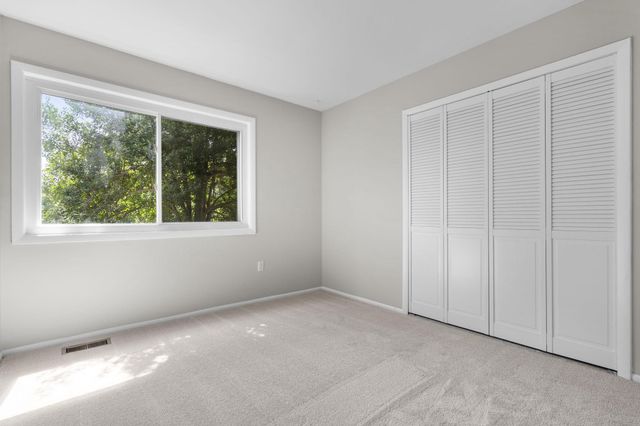 110 VICTORIA PL, Sterling, VA 20164