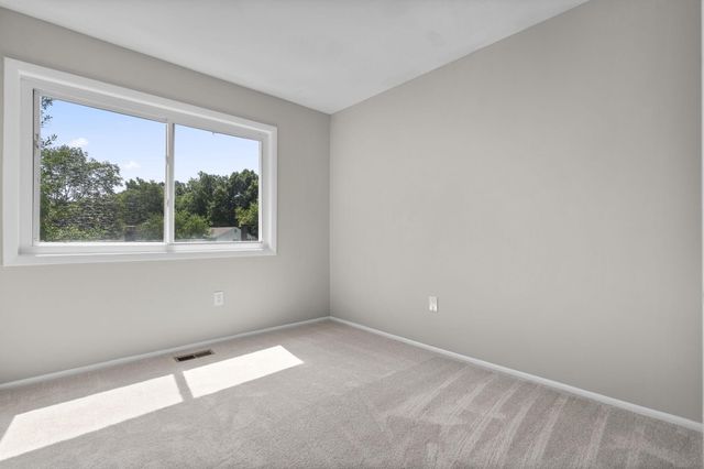 110 VICTORIA PL, Sterling, VA 20164