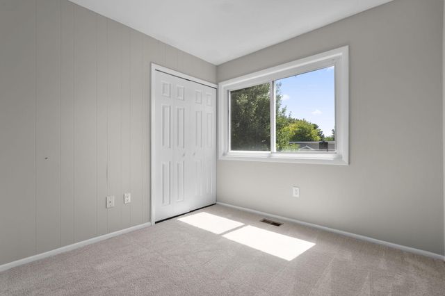 110 VICTORIA PL, Sterling, VA 20164