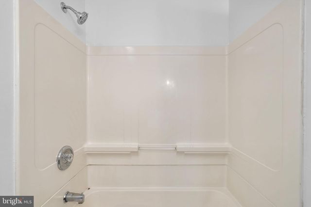 110 VICTORIA PL, Sterling, VA 20164