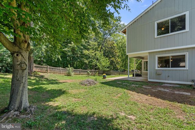 110 VICTORIA PL, Sterling, VA 20164