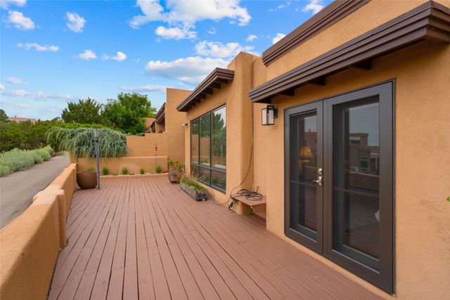 113 Michelle Drive, Santa Fe, NM 87501