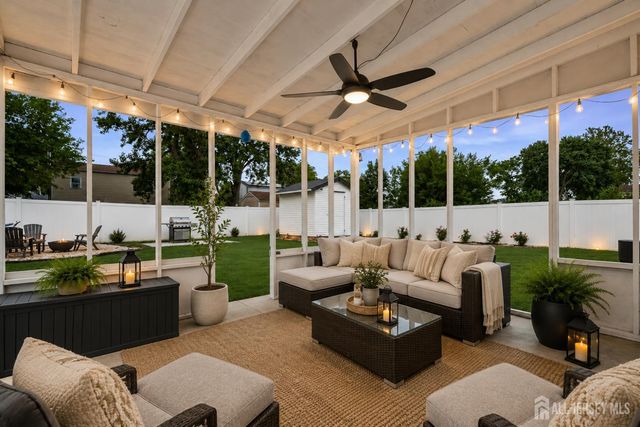 5 Heckleman Street, Union Beach, NJ 07735