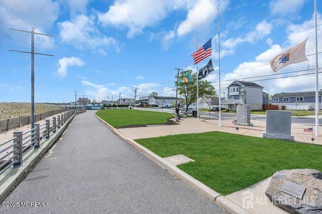 5 Heckleman Street, Union Beach, NJ 07735