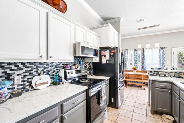 205 Quail Run, Aubrey, TX 76227