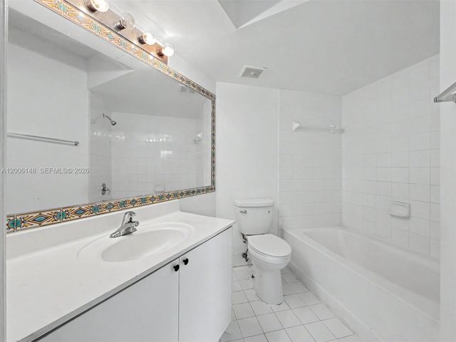 9615 NW 1st Court 10302, Pembroke Pines, FL 33024