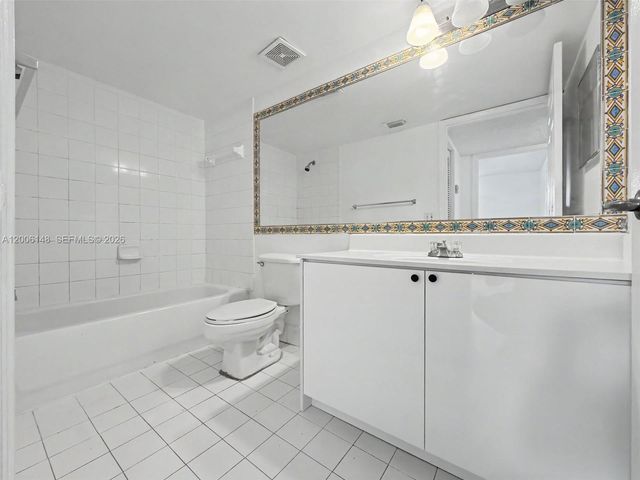 9615 NW 1st Court 10302, Pembroke Pines, FL 33024