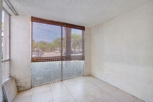 9777 Westview Drive 1112, Coral Springs, FL 33076