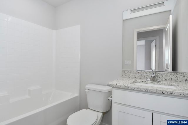1251 Parkside Av, Woodburn, OR 97071