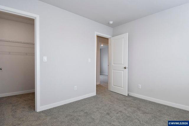 1251 Parkside Av, Woodburn, OR 97071
