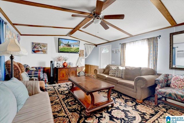 2016 COUNTY ROAD 151, Jemison, AL 35085