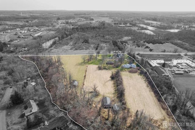 184-186 State Route 34, Holmdel, NJ 07733