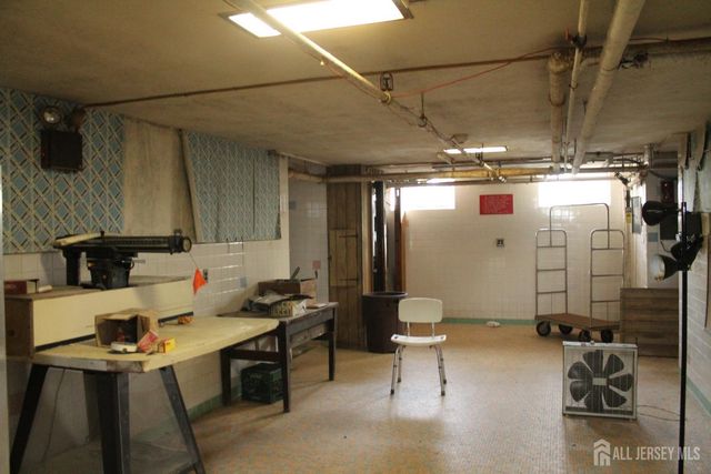 184-186 State Route 34, Holmdel, NJ 07733