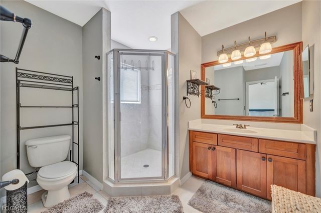 9808 Roundstone CIR, Fort Myers, FL 33967