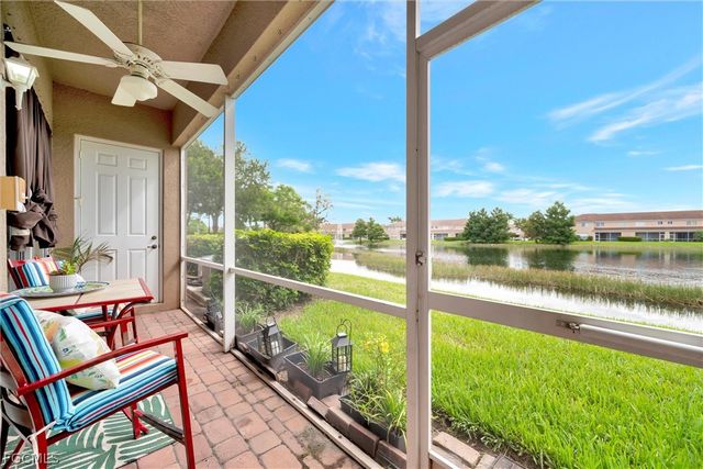 9808 Roundstone CIR, Fort Myers, FL 33967