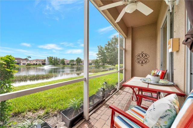 9808 Roundstone CIR, Fort Myers, FL 33967