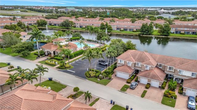 9808 Roundstone CIR, Fort Myers, FL 33967