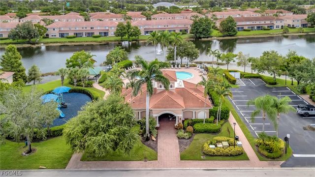 9808 Roundstone CIR, Fort Myers, FL 33967