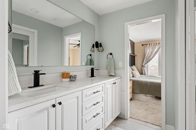 3815 Clubhouse Court, Greenwood, IN 46142