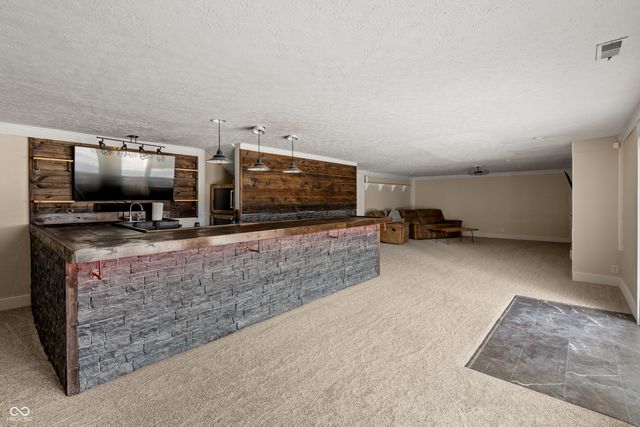 3815 Clubhouse Court, Greenwood, IN 46142