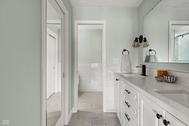 3815 Clubhouse Court, Greenwood, IN 46142