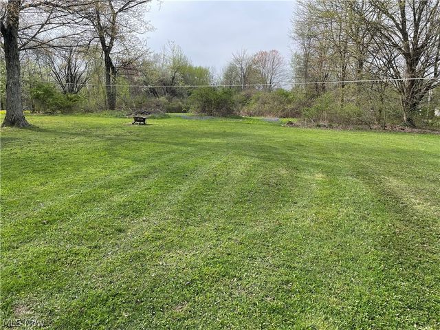 4554 Smith Stewart Road, Vienna, OH 44473
