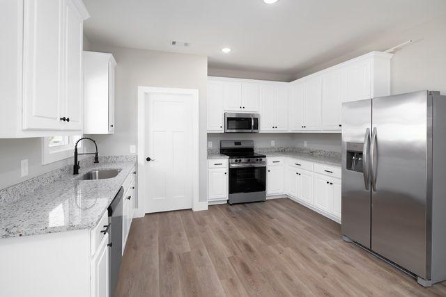 2116 6th Avenue, Phenix City, AL 36867