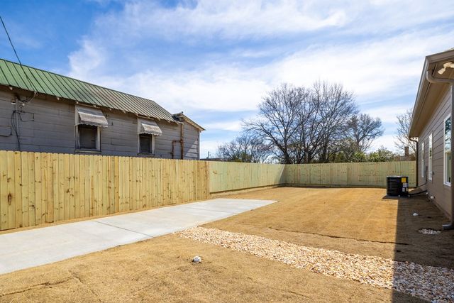 2116 6th Avenue, Phenix City, AL 36867