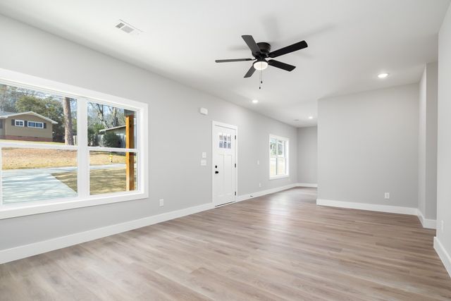 2116 6th Avenue, Phenix City, AL 36867